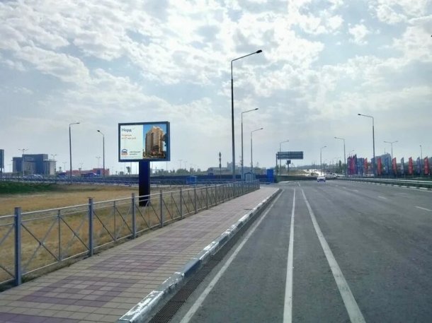 Левобережная ул. (позиция 3 по ходу движения в сторону Ворошиловского моста), сторона B(1)
